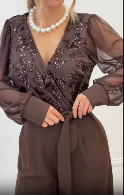 Tereza | Elegantní overal s jemnými detaily a splývavým střihem
