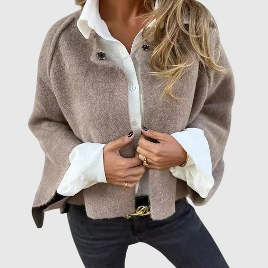Evelína | Krátká bunda s elegantně rozšířenými rukávy