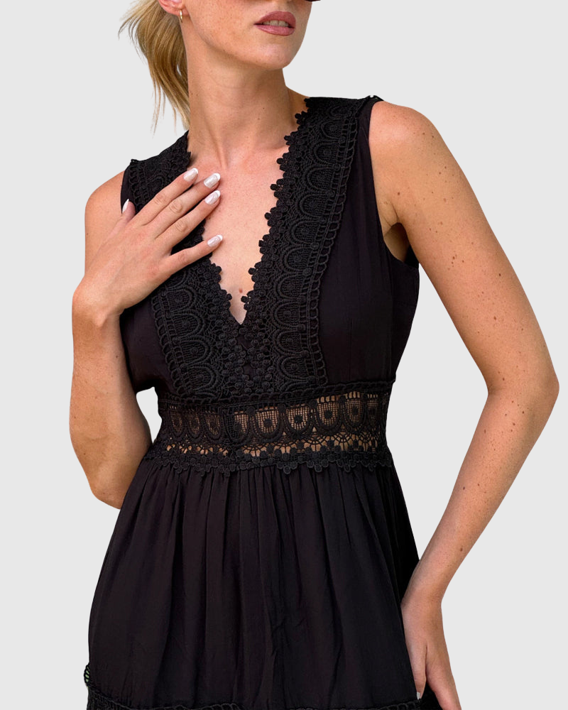 Ninfea - Bezrukávové midi šaty v boho stylu s krajkovými detaily