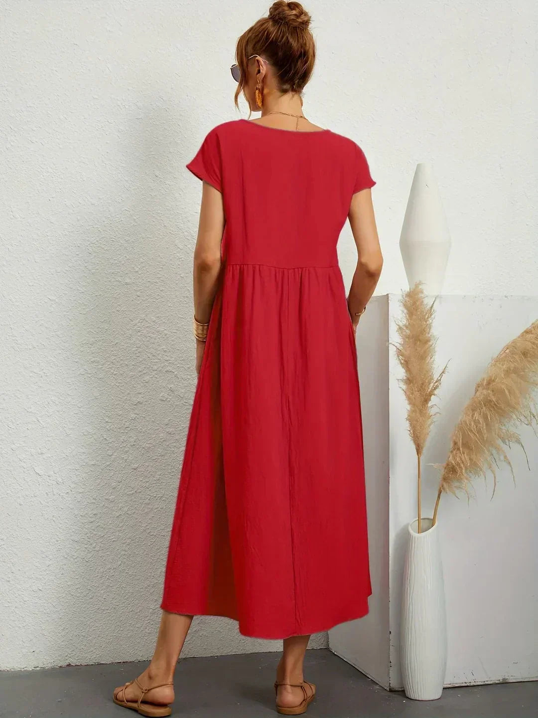Heike | Splývavé midi šaty nadčasové elegance