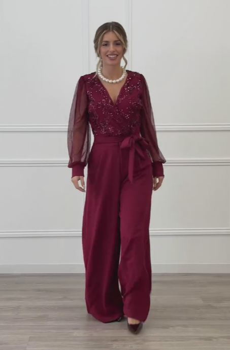 Tereza | Elegantní overal s jemnými detaily a splývavým střihem