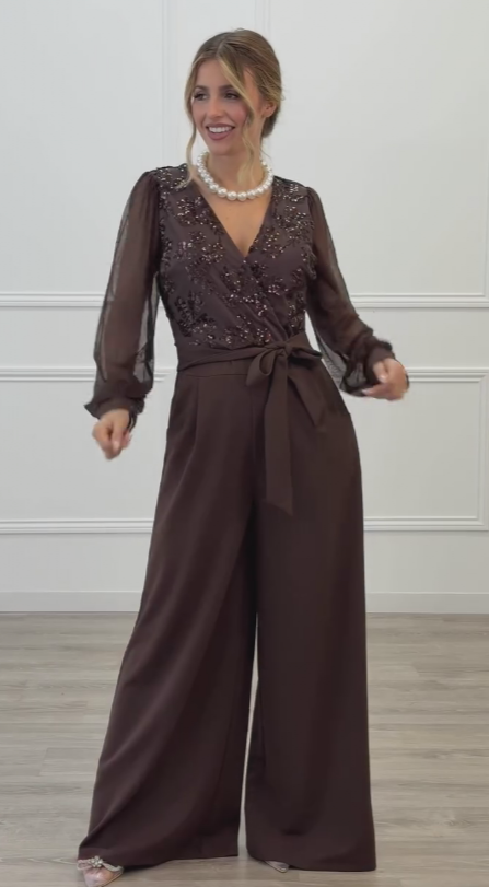 Tereza | Elegantní overal s jemnými detaily a splývavým střihem